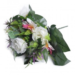 Bukiet sztucznych kwiatów na cmentarz stół wielkanocny białe róże
