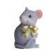 Siedząca szara myszka z kokardką mysz skarbonka na prezent urodziny