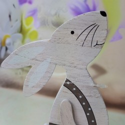 Wielkanocne dekoracje królik drewniany zając w spodenkach 16 cm