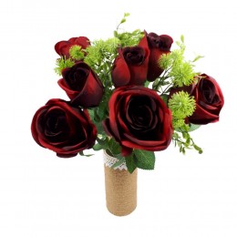 Bukiet sztucznych róż bordowych z dodatkami / 7 sztuk róż sztucznych