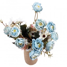 Bukiet małych sztucznych różyczek niebieskich / sztuczne róże kwiaty