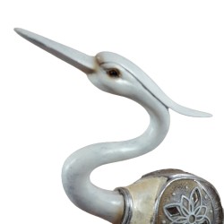 Ozdobna figurka dekoracyjna czapla siwa z wyciągniętą głową h 53cm