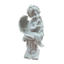 Figurka anioł siedzący na kolumnie / amor ze strzałą i łukiem h 18cm
